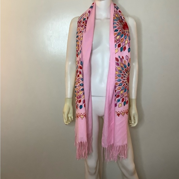 Accessories - NWOT Pink Multicolor Patterned Fleece Scarf